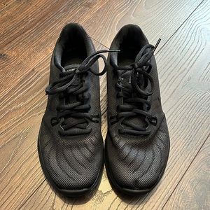 NIKE training shoes (size 7